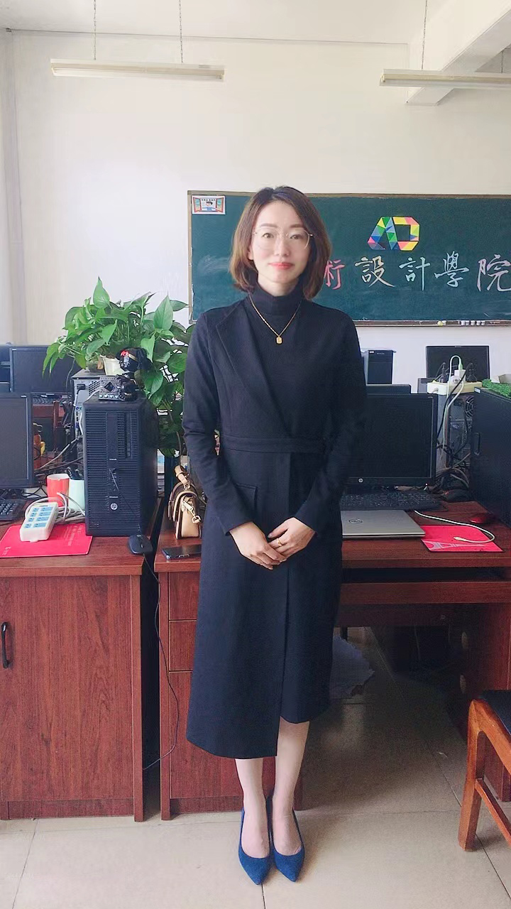 629dc6b6cadbe.jpg 张金荣——生活照.jpg