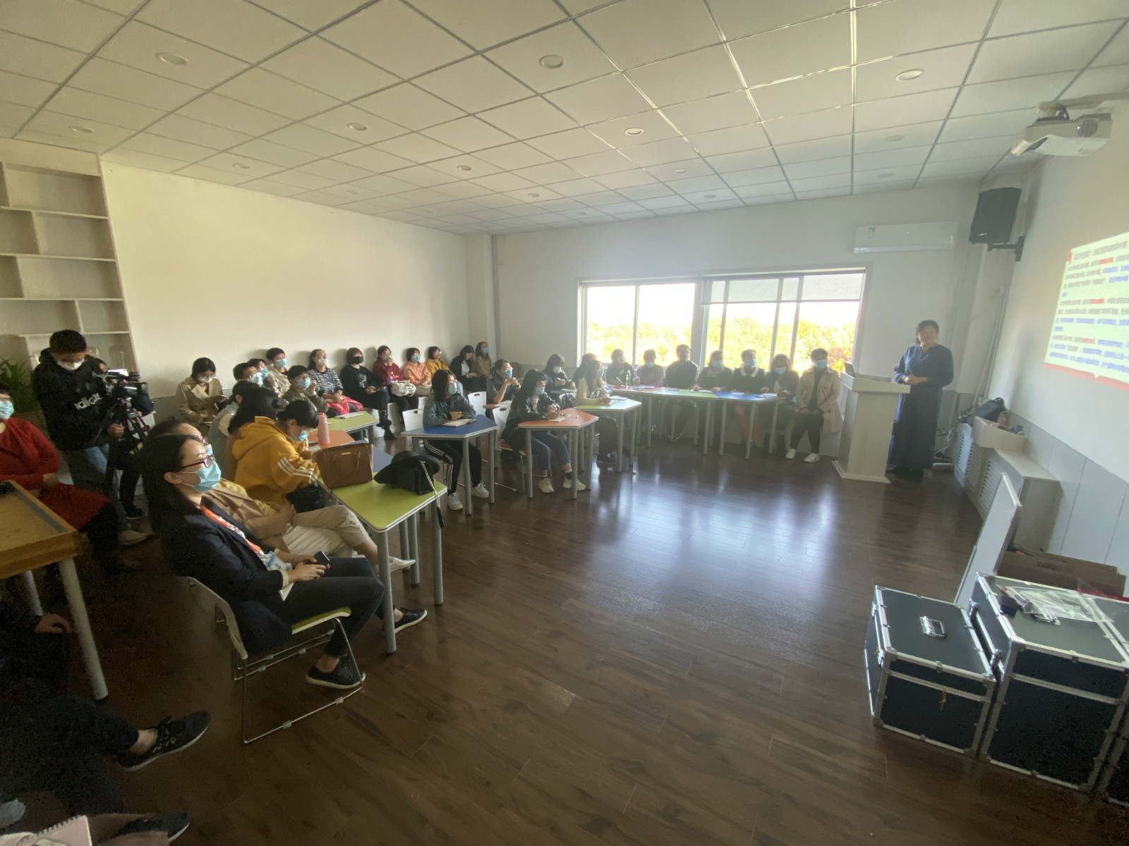 5f87b585e121b.jpg QQ图片20201015102120_meitu_1.jpg