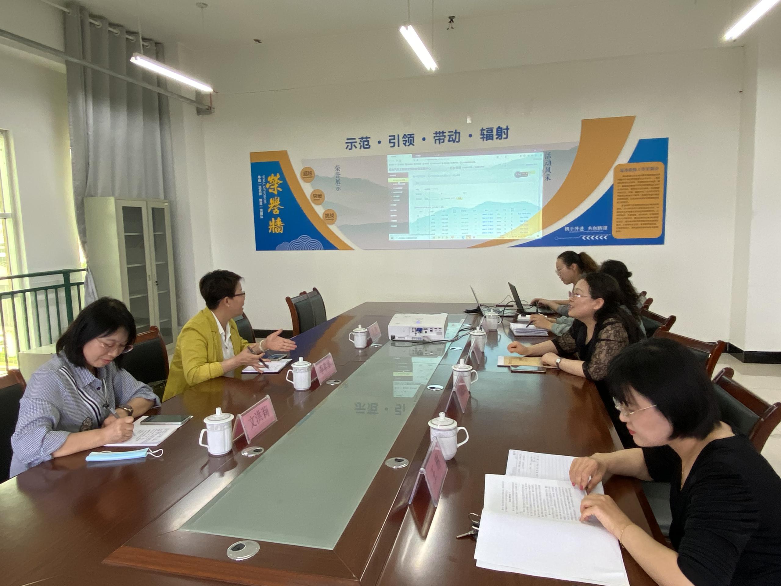 60b4534d3b558.jpg cd73939e522acedbe3b77b7ab4afee9b.jpg